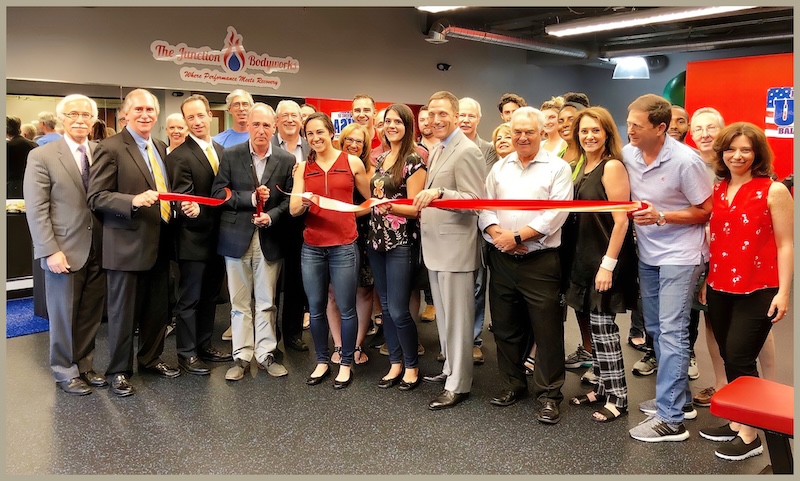 Gnozzio Ribbon Cutting