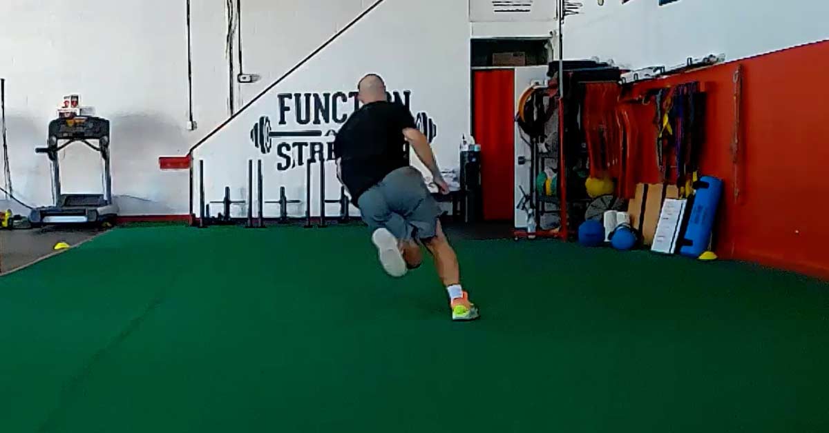Curvilinear Plyos