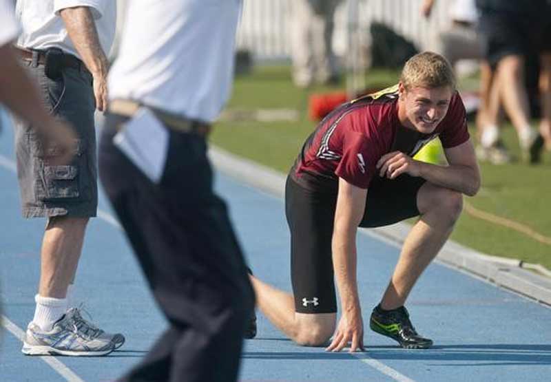 Derrick Suss Pulls Hamstring in Relay