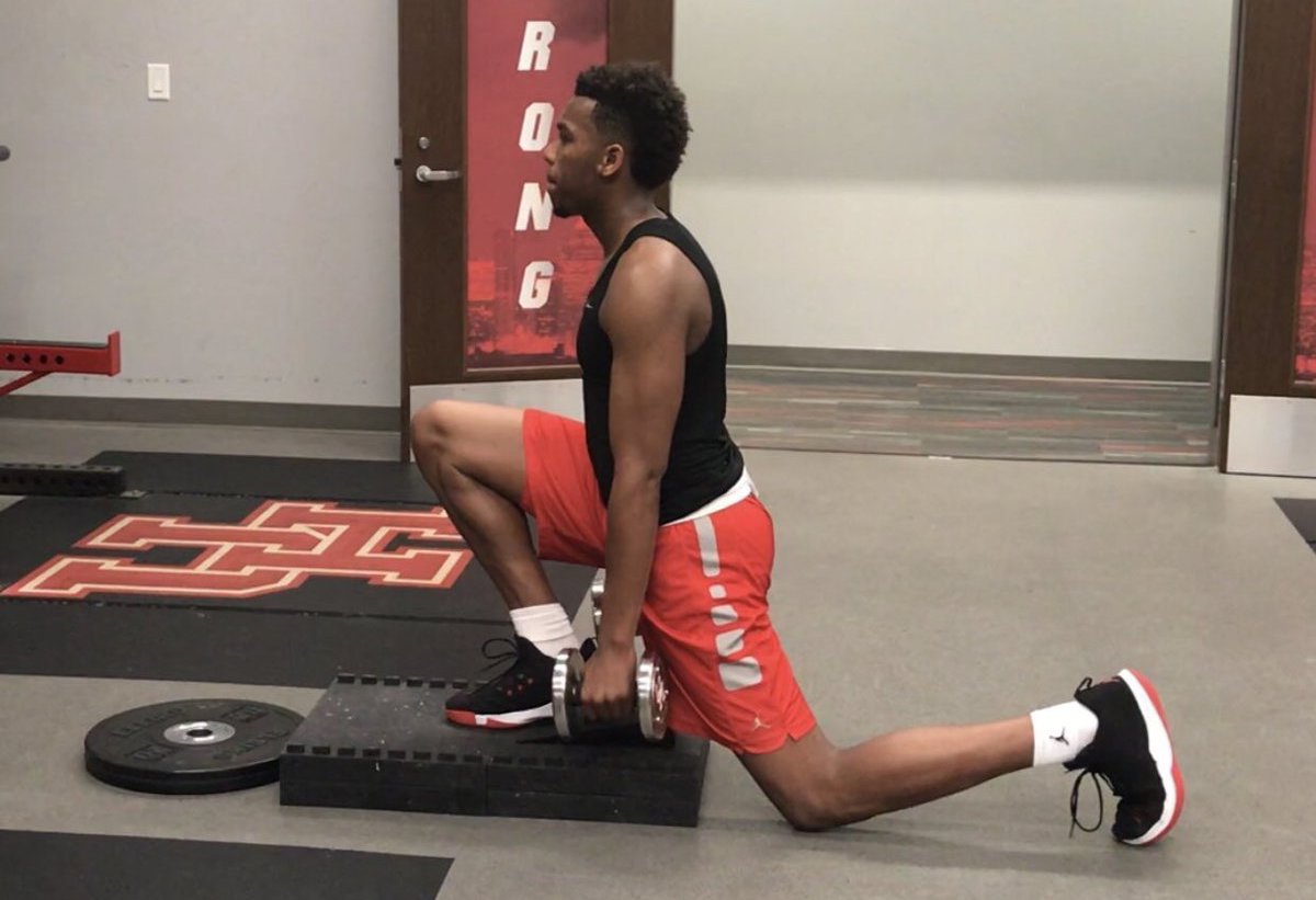 Deficit Reverse Lunge
