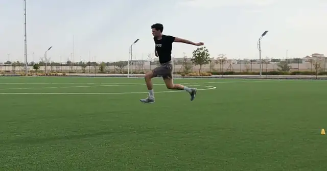 Plyo Misconceptions|Adaptations|A training sequence graphic with four phases: Landings (Eccentric Phase)