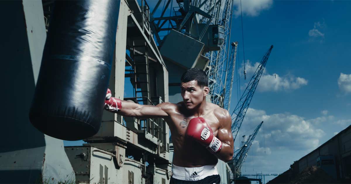 Punching Power|Heavy Bag Work|Taping|Fighter Chin-Ups|Hex Bar Thick Bar|Contrast Training Boxing