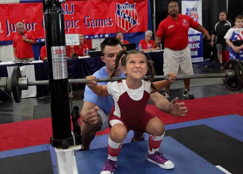 Powerlifter Salencia Algarin