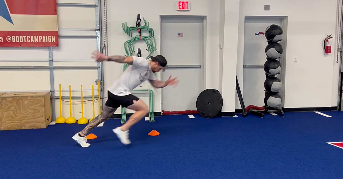 Tactical Sprint|Sprint Tendencies|Athlete performing resistance training for lower leg strength with one leg extended back. Text includes training guidelines for intrinsic foot strength