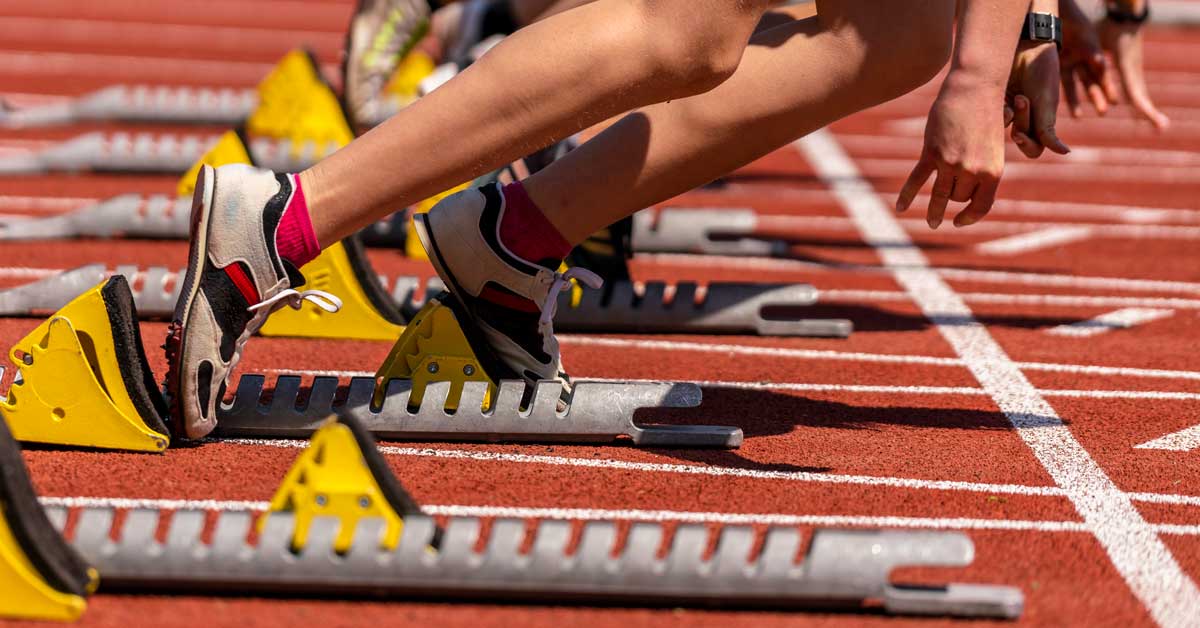 Track Meet Block Start|Sprinter-Block|Comparison of bar graphs showing performance metrics for left and right sides. Four categories: Concentric RPD-100ms